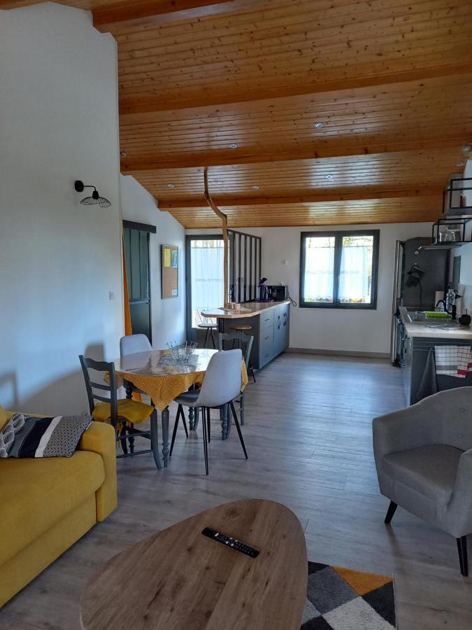 La Grande Mathineo Apartment Les Fosses Bagian luar foto